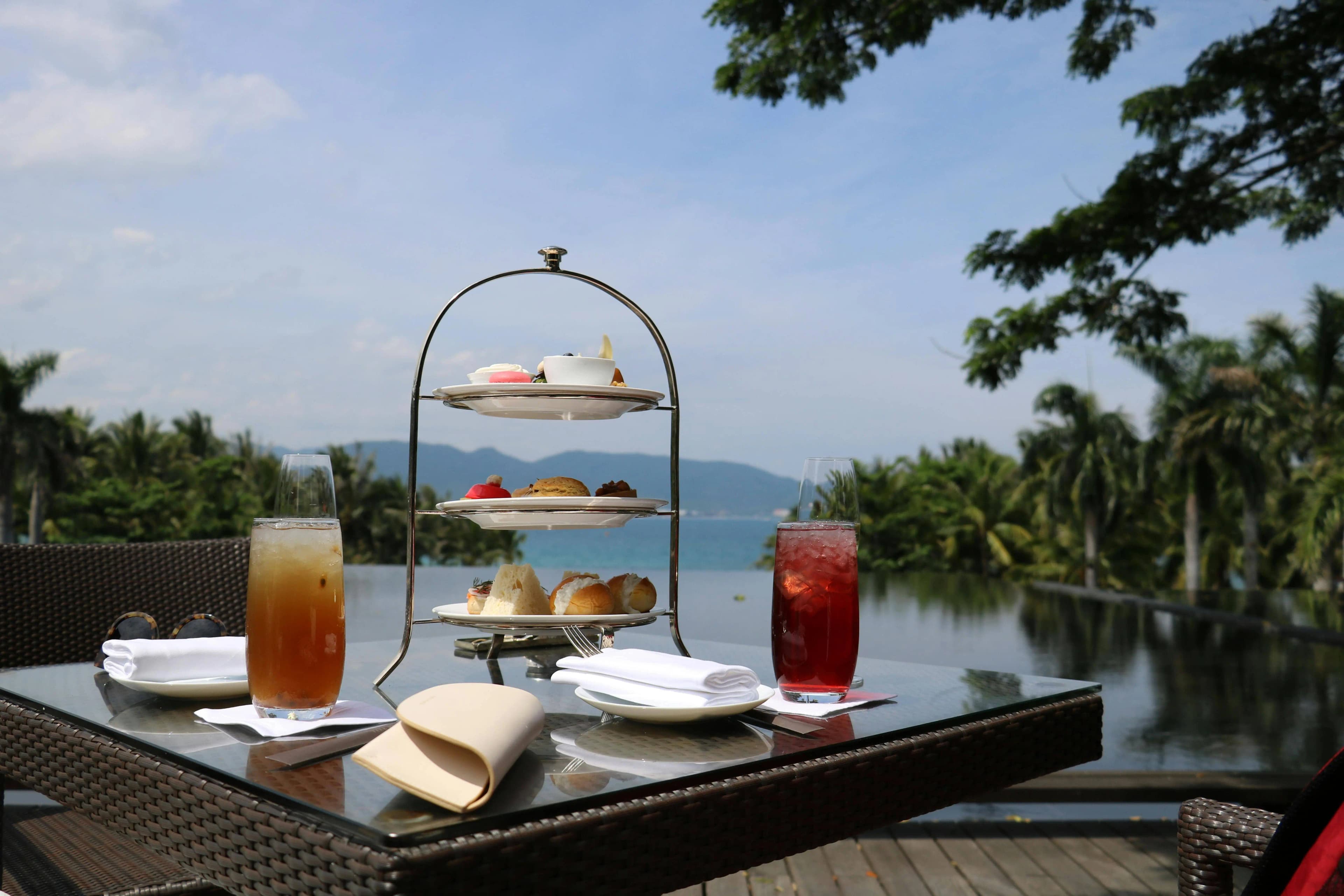 Resort Feature 2